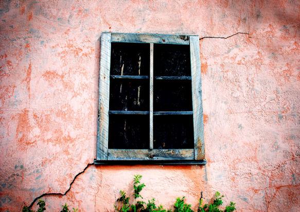 Cracks by Brenda Yamen